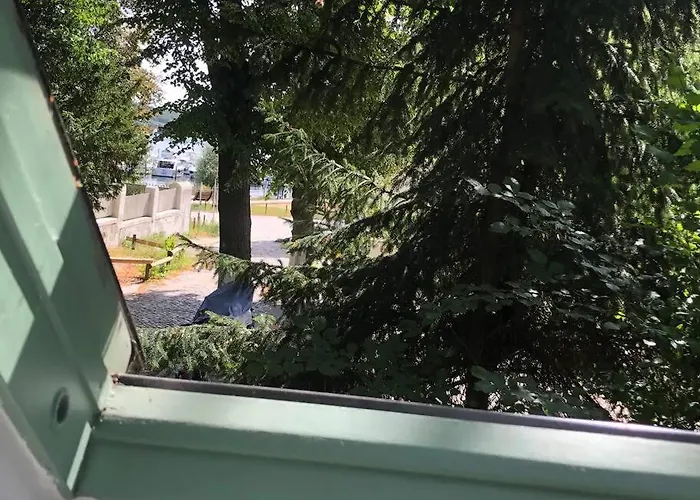 Am Wasser - Citynah Ferienhaus *